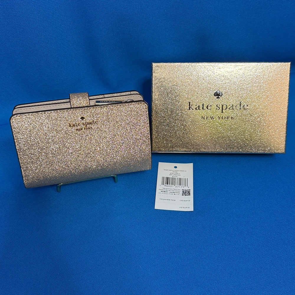 NEW $229.00 KATE SPADE GOLD GLIMMER GLITTER BIFOLD MEDIUM COMPACT BOXED WALLET